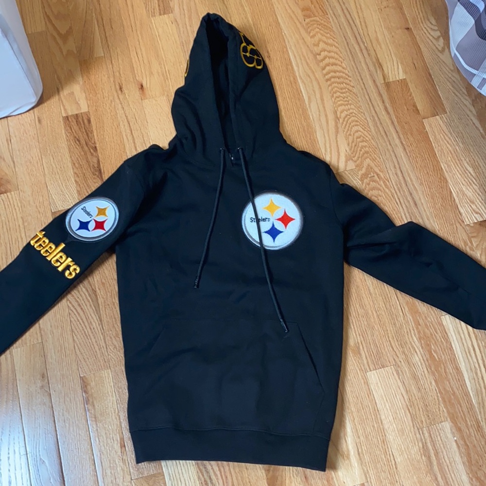 company: pro standard luxury athletic collection